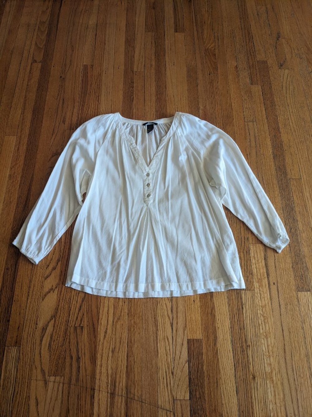 H&M white long sleeve Henley Blouse